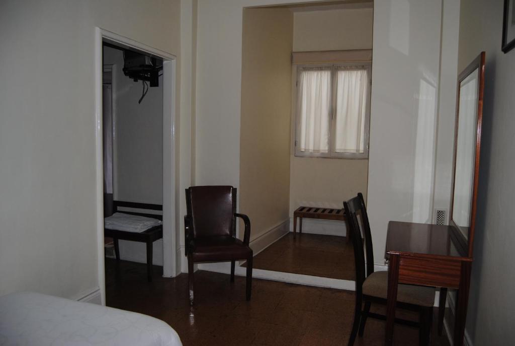 Standard Double Room,22165602:JPEG