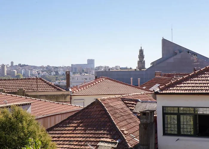 Trindade Premium Suites & Apartments OOporto