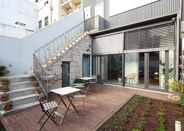 Trindade Premium Suites & Apartments OOporto